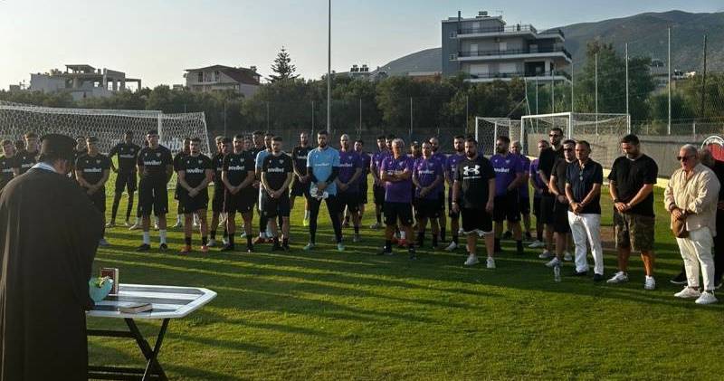 Μπήκε στο γήπεδο η «Μαύρη Θύελλα»