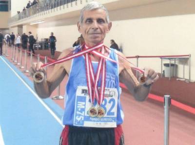 ΣΤΙΒΟΣ ΒΕΤΕΡΑΝΩΝ: Τα πήρε όλα και... έφυγε ο Δούσης στην Κωνσταντινούπολη