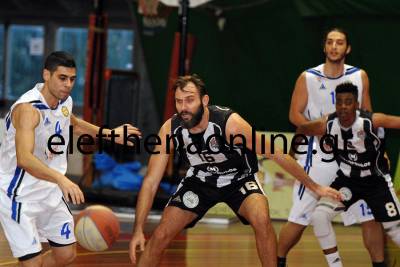 Τρίτη σερί νίκη για την Καλαμάτα B.C, 70-65 την Ενωση Ιλίου