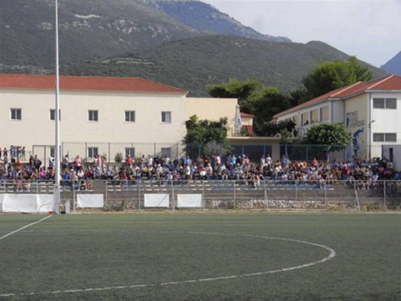 ΑΟ ΚΥΠΑΡΙΣΣΙΑΣ: Συνάντηση στον Δήμο Τριφυλίας για το γήπεδο