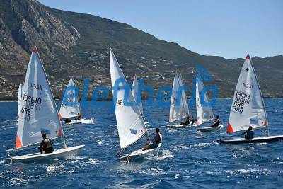 Πάνω από 100 παιδιά στο Οπεν Πανελλήνιο Ιστιοπλοϊας (φωτογραφίες)