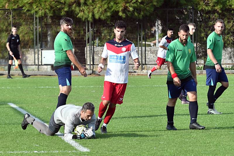 Πρεμιέρα για… φιλοξενούμενους στη Β’ τοπική ΜΕ ΠΕΝΤΕ ΔΙΠΛΑ ΚΑΙ ΔΥΟ ΙΣΟΠΑΛΙΕΣ