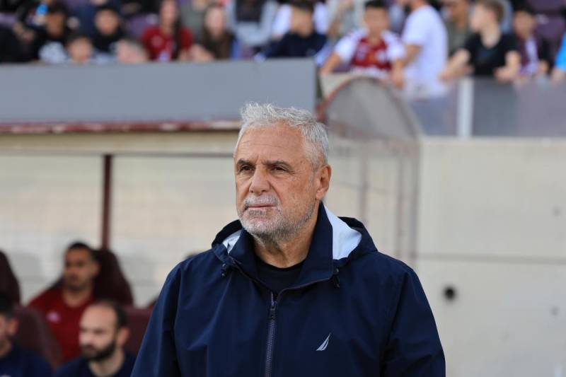 Βοσνιάδης: «Στόχος η άνοδος, να επιστρέψει ο κόσμος δίπλα μας»