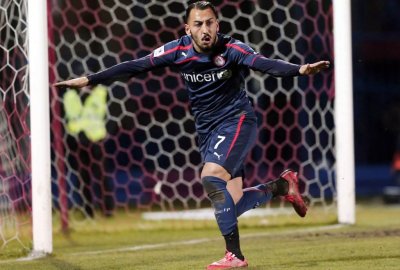 Ανοιξε τη διαφορά ο Ολυμπιακός, 2-0 στη Βέροια