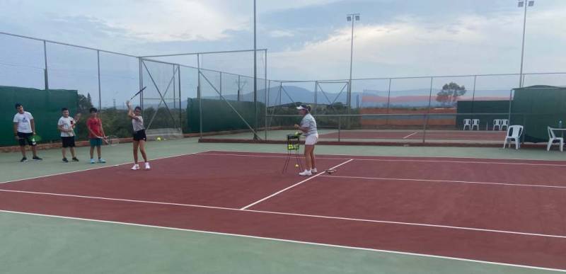 Μαθήματα τένις στη Μεσσήνη