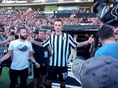 Αποθέωση Μπερμπάτοφ στην Τούμπα: &quot;Είναι τρελός ο Βούλγαρος&quot;