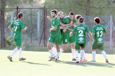 ΕΡΑΝΗ - ΑΚΡΙΤΑΣ ΚΟΡΩΝΗΣ 2-0: Δύο γκολ και 7 δοκάρια για τους Φιλιατρινούς