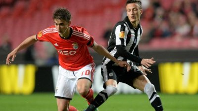 Σταθερά 12η και χωρίς ΠΑΟΚ η Ελλάδα