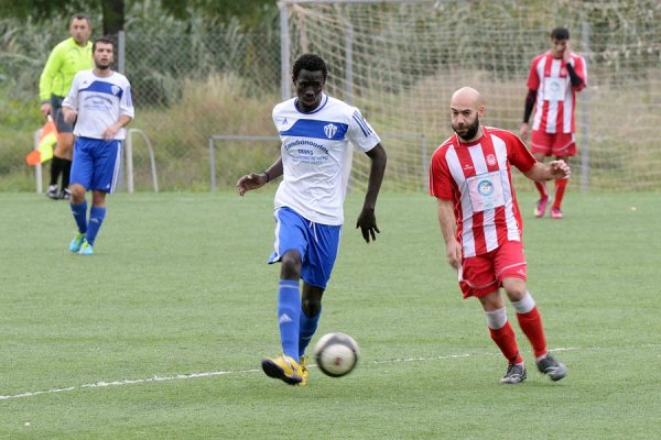 Ο Ολυμπιακός Καλαμάτας 1-0 την Κυπαρισσία που έχει πολλά παράπονα από τον διαιτητή Νικολόπουλο