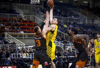 Δύο εξ αναβολής ματς στη Basket League