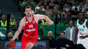 Ο Βεζένκοφ MVP της σεζόν στην Greek Basketball League
