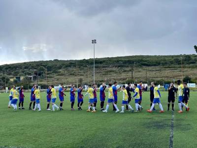 ΜΕΘΩΝΗ - ΚΥΠΑΡΙΣΣΙΑ 1-3: Ανατροπή με χατ τρικ του Βλαχόπουλου