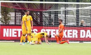 AEK: Φιλική ήττα 3-1 από Φέγενορντ με πολλά αμυντικά κενά (βίντεο)