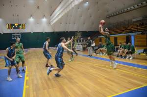 Α1 ΚΑΤΗΓΟΡΙΑ ΕΚΑΣΚΕΝΟΠ: Με περίπατο το «7 στα 7» η Καλαμάτα ‘80