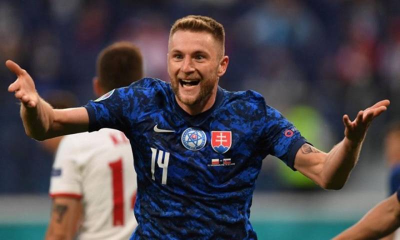 Euro 2020: Ξετύλιξε το... δώρο του Κριχόβιακ η ψυχωμένη Σλοβακία, 2-1 την Πολωνία! (βίντεο)