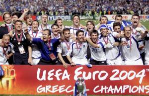 EURO 2004: Σαν σήμερα πριν 13 χρόνια το &quot;πειρατικό&quot; της Ελλάδας κατακτούσε την Πορτογαλία (βίντεο)