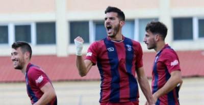 Πρώτος σκόρερ της Football League ο Κώστας Ηλιόπουλος!