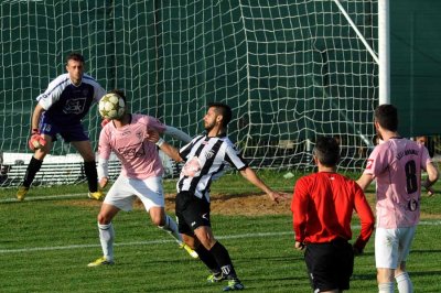Η κακή Καλαμάτα έχασε 2-1 στη Μανωλάδα - τα αποτελέσματα στην Γ&#039; εθνική