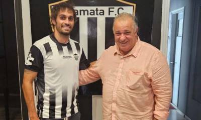 &quot;ΜΑΥΡΗ ΘΥΕΛΛΑ&quot;: Υπέγραψε για δύο χρόνια ο Αρίμπας