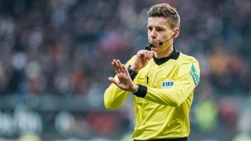 Ο Ντανιέλ Ζίμπερτ στο ντέρμπι Ολυμπιακός-Άρης την 1/11