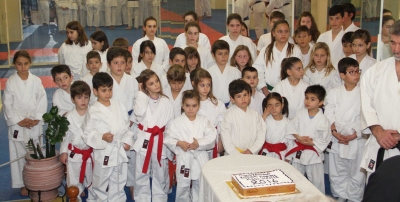 ΚΑΡΑΤΕ: Πλήθος κόσμου στην κοπή πίτας του Παμμεσσηνιακού