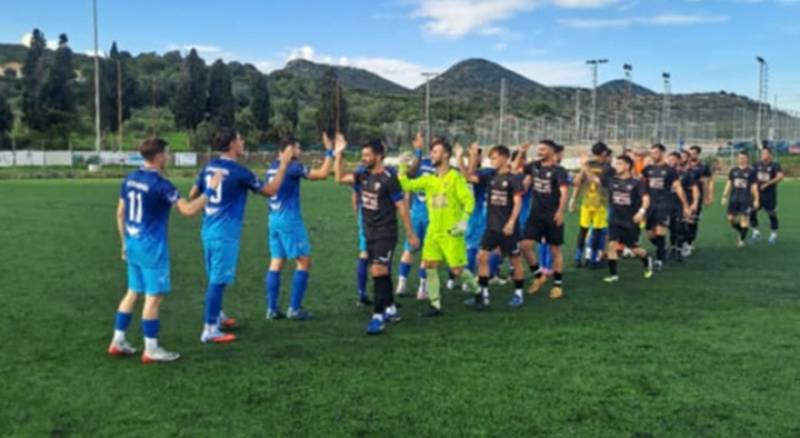 Α.Ο. ΦΟΙΝΙΚΟΥΝΤΑΣ – ΘΥΕΛΛΑ ΧΑΡΑΚΟΠΙΟΥ 3-3: Απίστευτο ματς στη Μεθώνη! (φώτο)