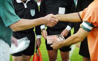 Έστηνε το ματς μετά το 15&#039; και έδινε τα δώρα στο τέλος!