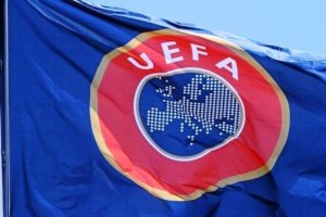 Παραμένει 13η η Ελλάδα στην κατάταξη της UEFA
