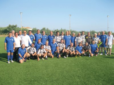 Θυμήθηκαν τα παλιά οι Παλαίμαχοι Καλαμάτας και Ικάρου
