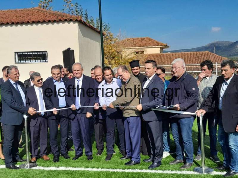 Εγκαινιάστηκε το ανακατασκευασμένο γήπεδο στο Πλατύ (φωτό)