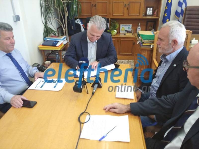 Ο Δ. ΠΤΩΧΟΣ ΣΤΗΝ ΥΠΟΓΡΑΦΗ ΤΗΣ ΠΡΟΓΡΑΜΜΑΤΚΗΣ ΣΥΜΒΑΣΗΣ ΜΕ ΤΟΝ ΜΕΣΣΗΝΙΑΚΟ: «Να δώσουμε στα «Παπαφλέσσεια» την αίγλη που είχαν»