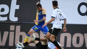 «Έσπασε» το... ρόδι ο Αστέρας, νίκησε 3-0 τον ΟΦΗ και τον «βύθισε» κι άλλο στην τελευταία θέση