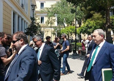 Eλεύθεροι χωρίς περιοριστικούς όρους Σπανός και Αγγελόπουλος