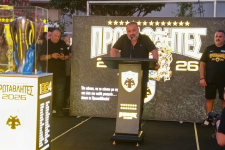 Ενθουσιασμός για την κούπα της ΑΕΚ και Ηλιόπουλο στην Καλαμάτα