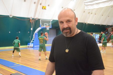 Με Κορογώνα στον πάγκο και Περρωτή στο παρκέ η νέα εποχή της Kalamata Basket