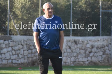 ΝΙΚΟΣ ΚΟΥΡΜΠΑΝΑΣ: «Δεν κρυβόμαστε πίσω από το δάχτυλό μας... Κοιτάμε ψηλά!» (βίντεο)