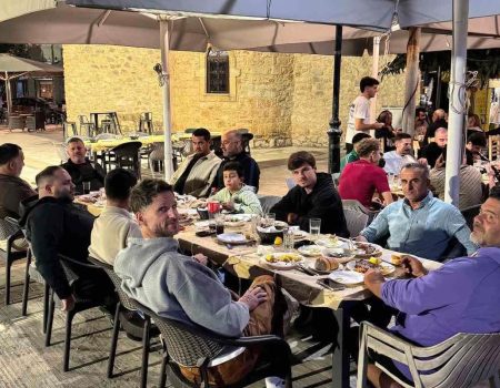 ΤΕΛΟΣ ΑΓΡΑΣ: Οικογενειακό δείπνο πριν την ιστορική πρεμιέρα στη Γ' Εθνική (φώτο)