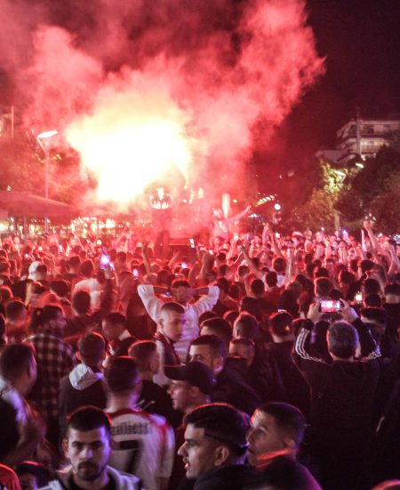 Ετσι γιόρτασε η Καλαμάτα το ευρωπαϊκό του Ολυμπιακού (βίντεο-φωτογραφίες)